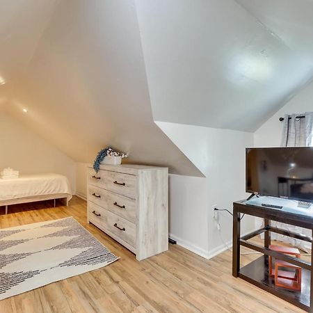Modern Northfield Cottage With Yard! Buitenkant foto